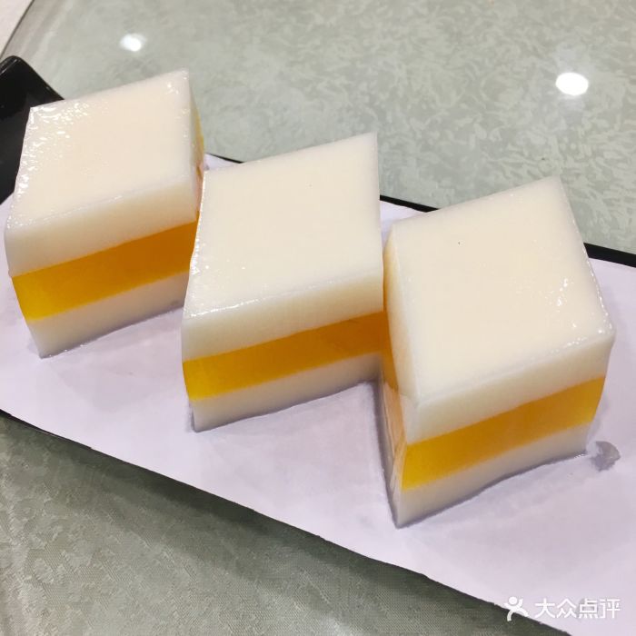 芒果椰汁糕
