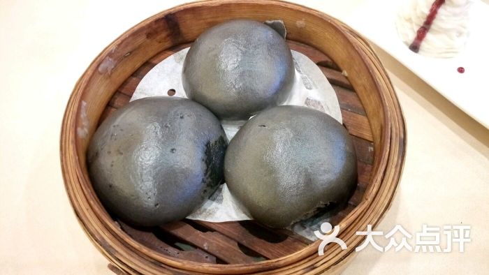 竹炭流沙包