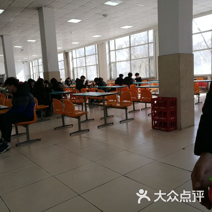 哈尔滨商业大学c区食堂