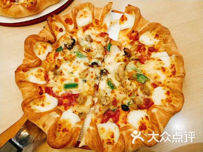 必胜客超级至尊披萨图片