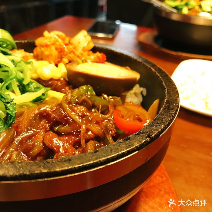 和食佬石锅风味餐厅(新街口羊皮巷店)牛柳石锅拌饭图片 - 第2119张