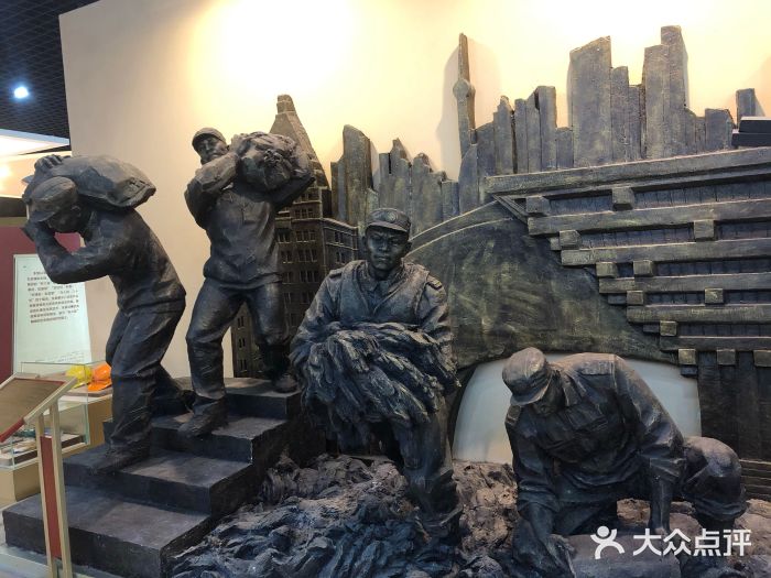 南京路上好八连事迹展览馆图片