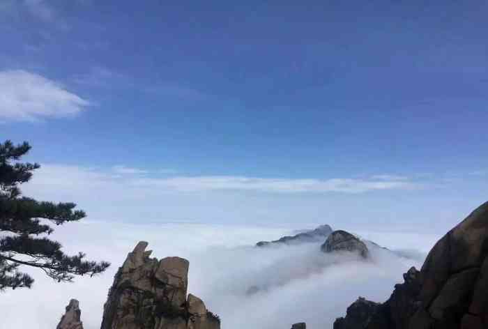 九子岩风景区-"九华山的后山,去的时候飘点小雨,空气.