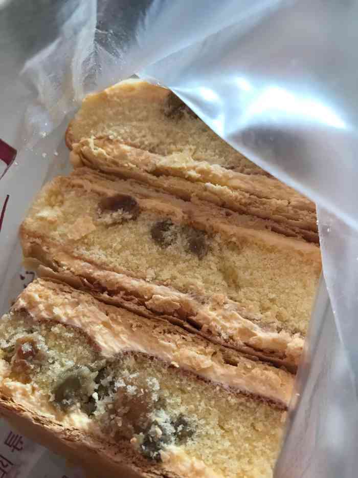 刘记食品宫廷糕点"刘记食品宫廷糕点,以前没有吃过,总是老人.