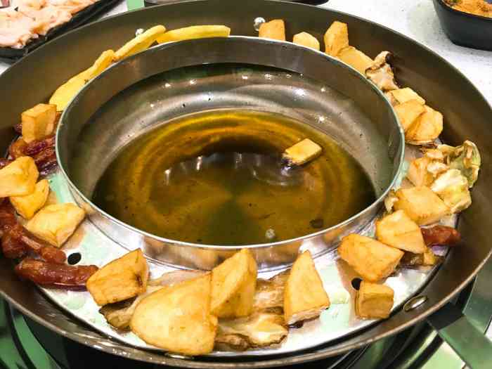腊梅村锅边洋芋(成信店)-"本来说去吃其他的,结果看见这家炸土豆店,.
