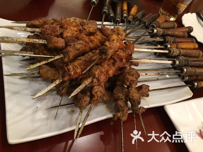 巴依老爷新疆美食(工体店)烤羊肉串图片 第2张