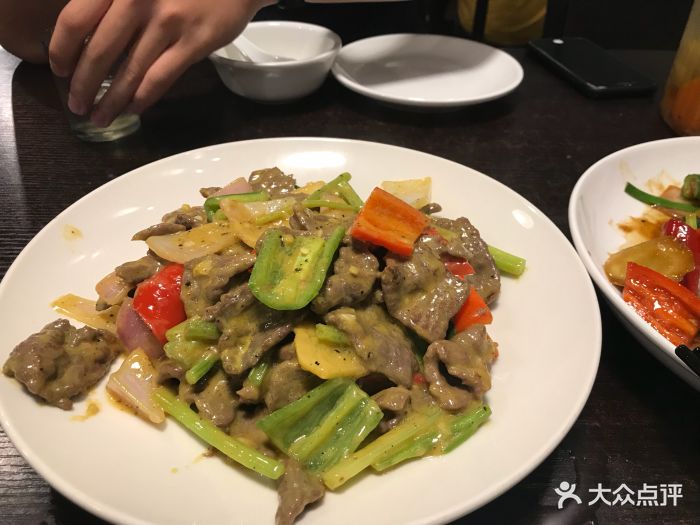 黄芥末酱炒牛肉