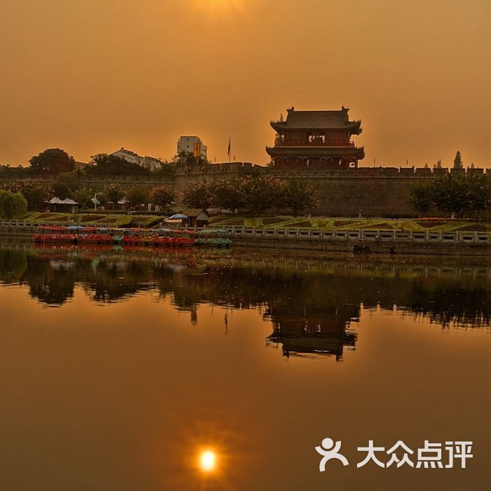 荆州古城