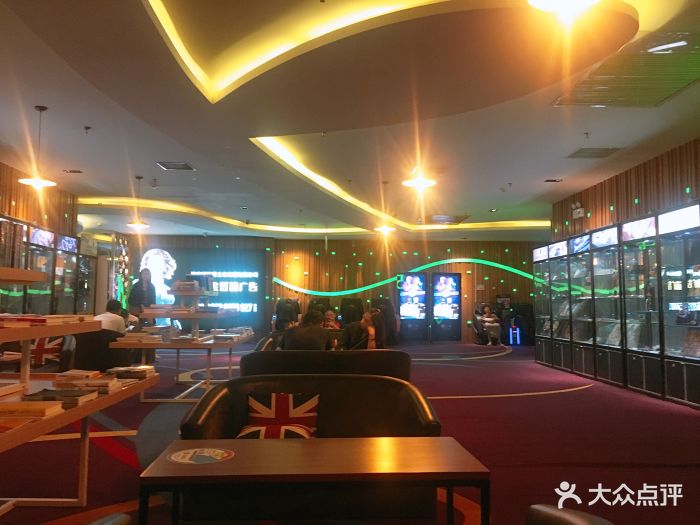七天地国际影城(cbd丹尼斯店)图片 - 第2张