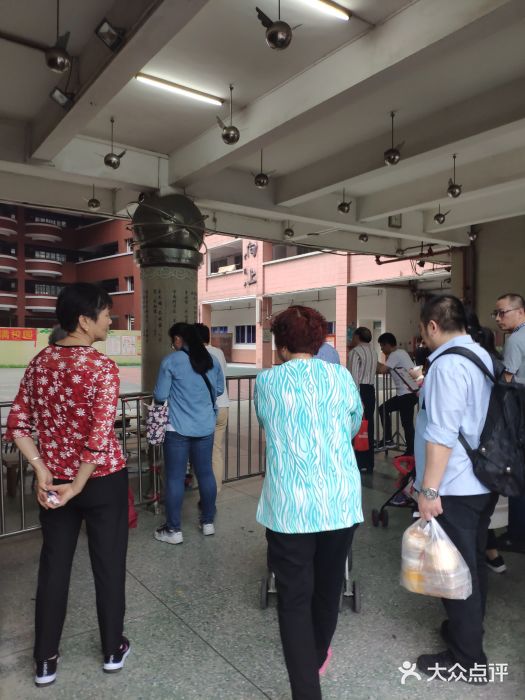东风西路小学(东风西路校区)图片