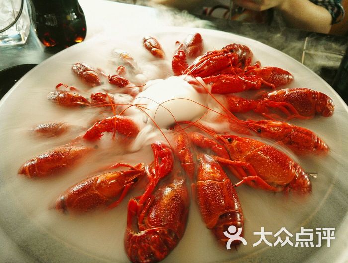 冰镇龙虾