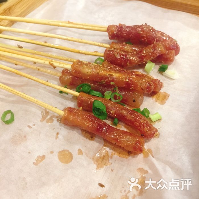 陆一串chuan烧烤社·龙虾(朝晖路店)小香肠图片 - 第2张