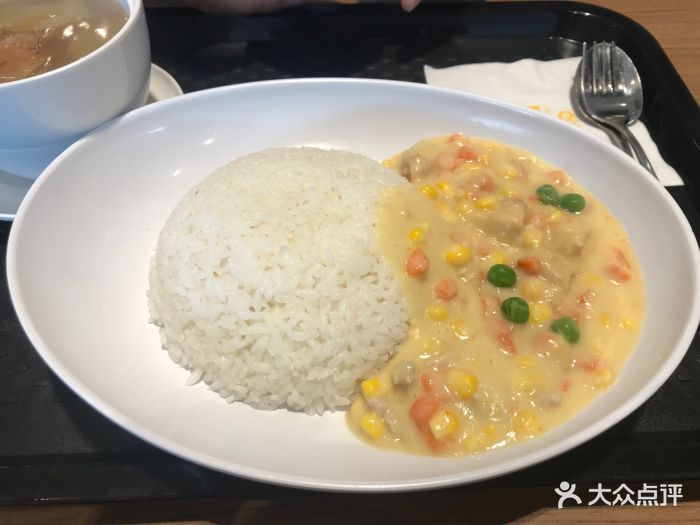 粟米肉粒饭