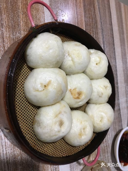 杭州特色小吃香菇肉小笼包图片 第2张