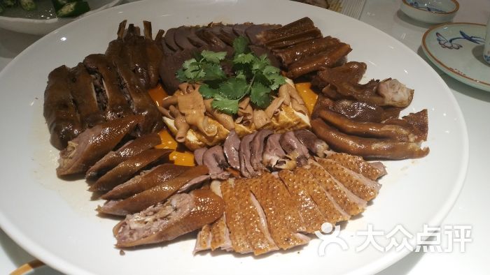 卤水鹅肉八拼