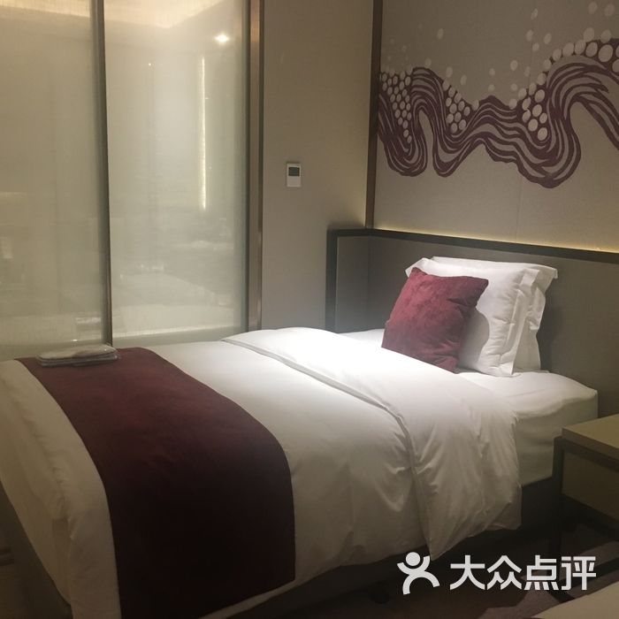 宜宾鲁能皇冠假日酒店