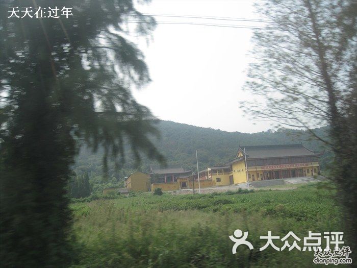 安镇胶山寺