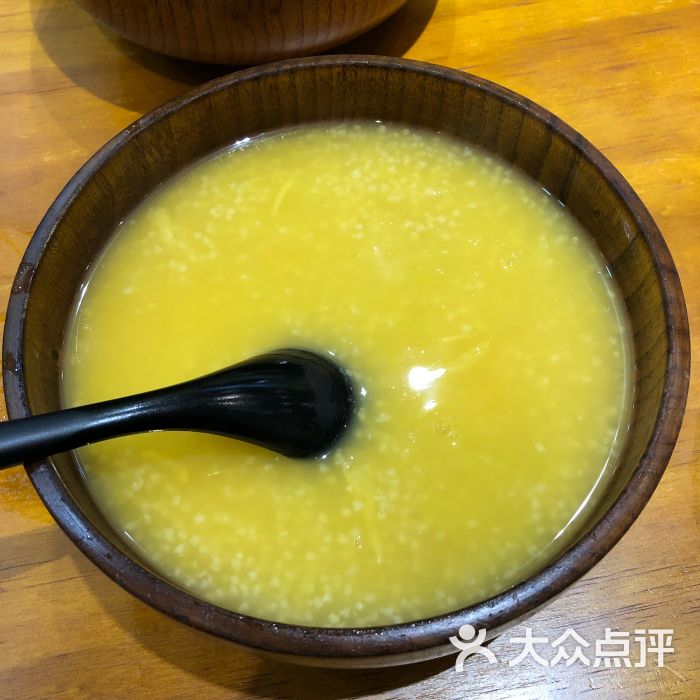 牛哥的凉皮铺(高新区金鹰店)陕北特色小米粥图片 - 第2张