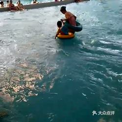 龙洋温泉游泳馆