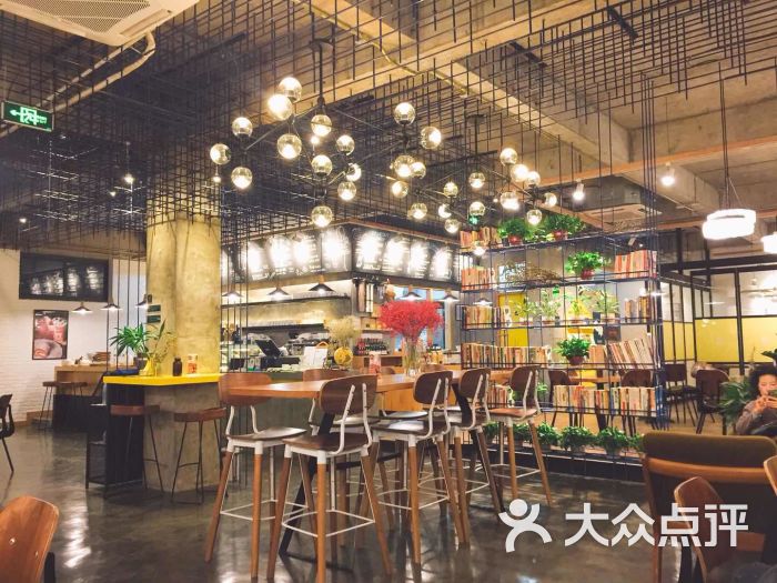 雕刻时光咖啡馆(郑大店)-图片-郑州美食-大众点评网