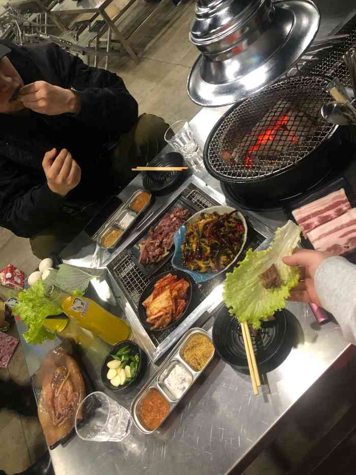 望京三姐·地桌烤肉(望京店)