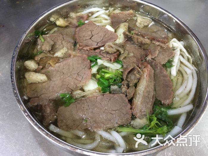 花溪飞碗牛肉粉(花阔路店)图片 - 第1张