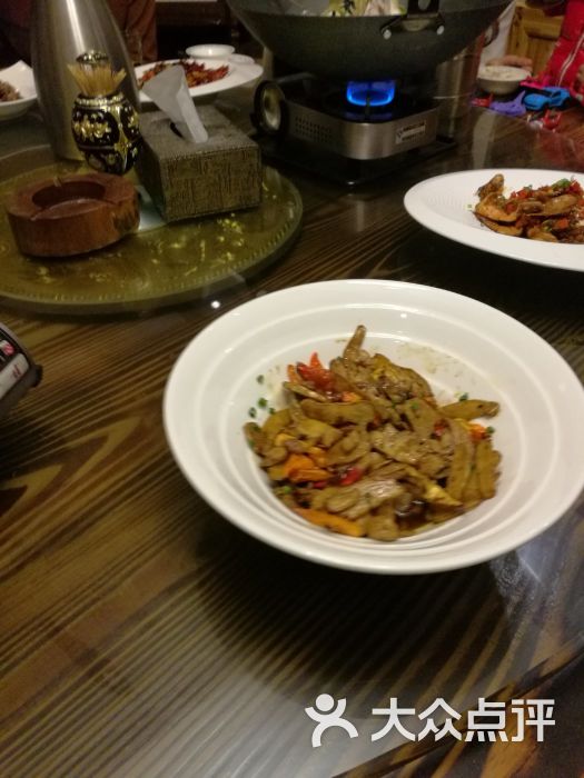 八音小院:总体还行,是招待朋友过去的,位.长沙美