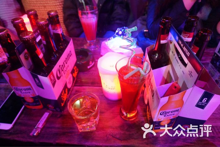 乌镇老木头酒吧的点评