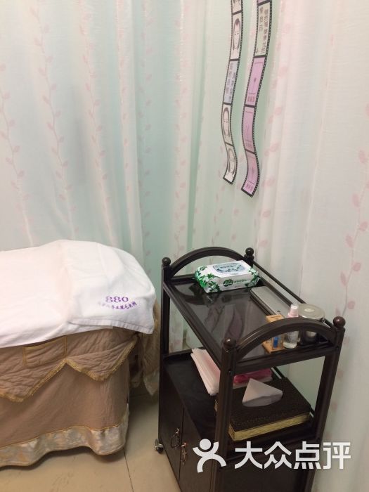 八百八专业脱毛机构:现在进了入夏季啦…是该