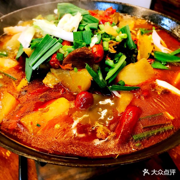 巷味崛醒吊锅牛肉图片 第1张