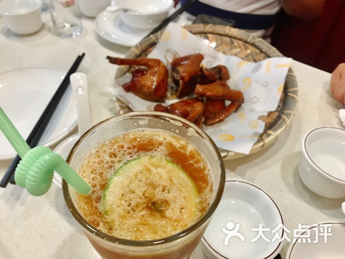 一姐靓粥澳门水蟹粥