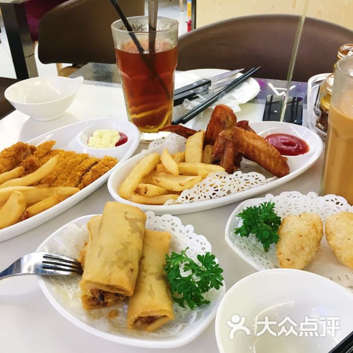 三哥茶餐厅华发店