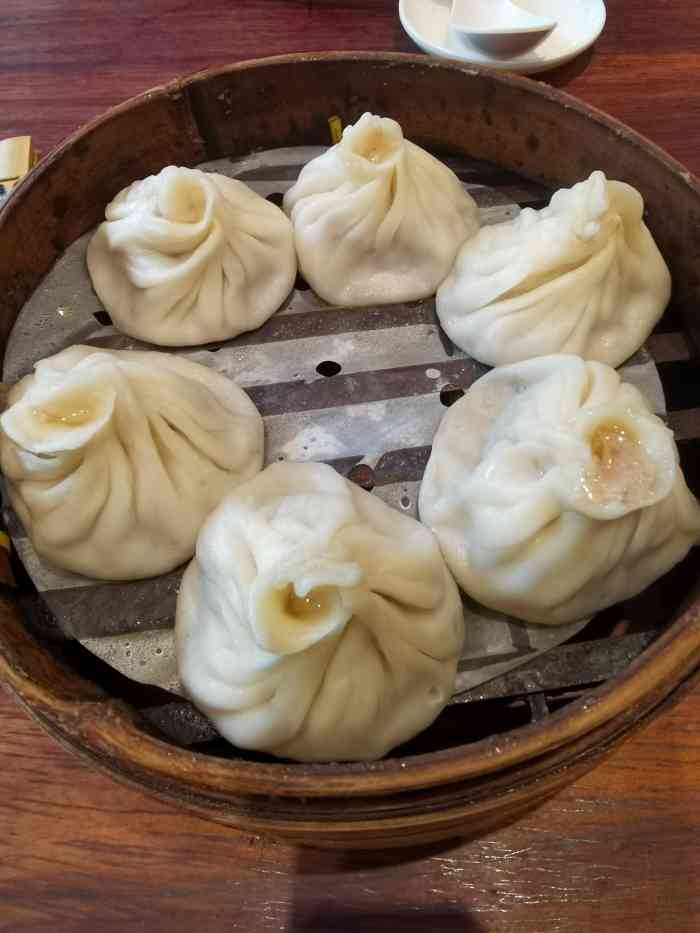 富春小笼(愚园路店)-"流金岁月蒋南孙刘诗诗吃早饭的餐厅～喜欢小.