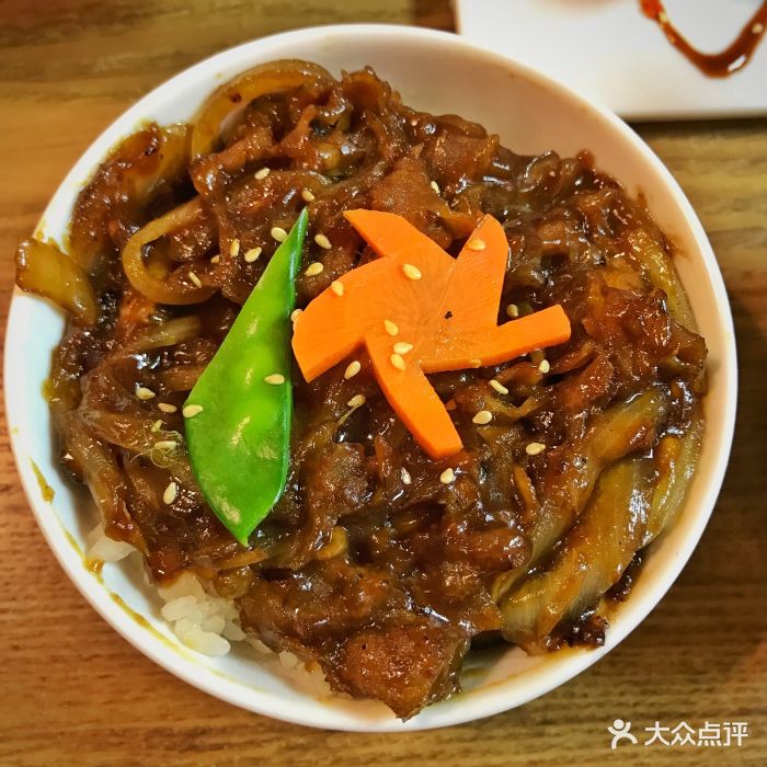 烧汁牛肉饭