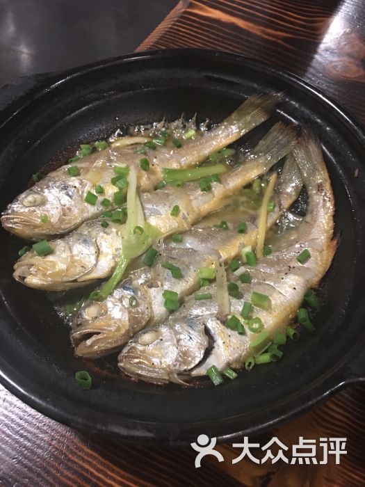 砂锅焗小黄鱼