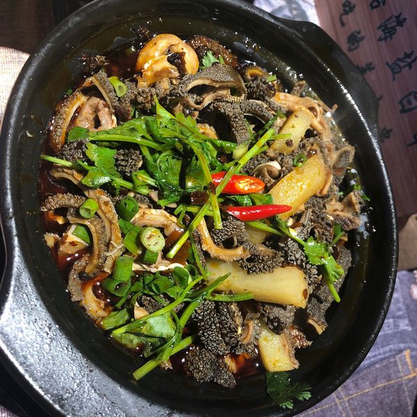 砂锅羊肚丝 ￥ 48