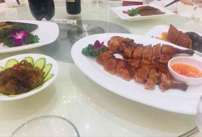 湖锦酒楼(锦江店)-"办酒席这里还是不错的,参加了两次朋友的小.