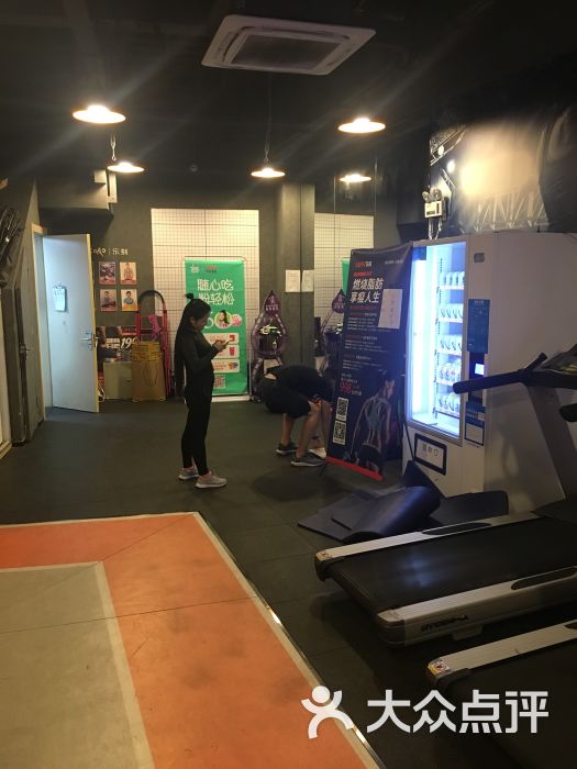 乐刻健身房(丰庄店)图片 - 第1张