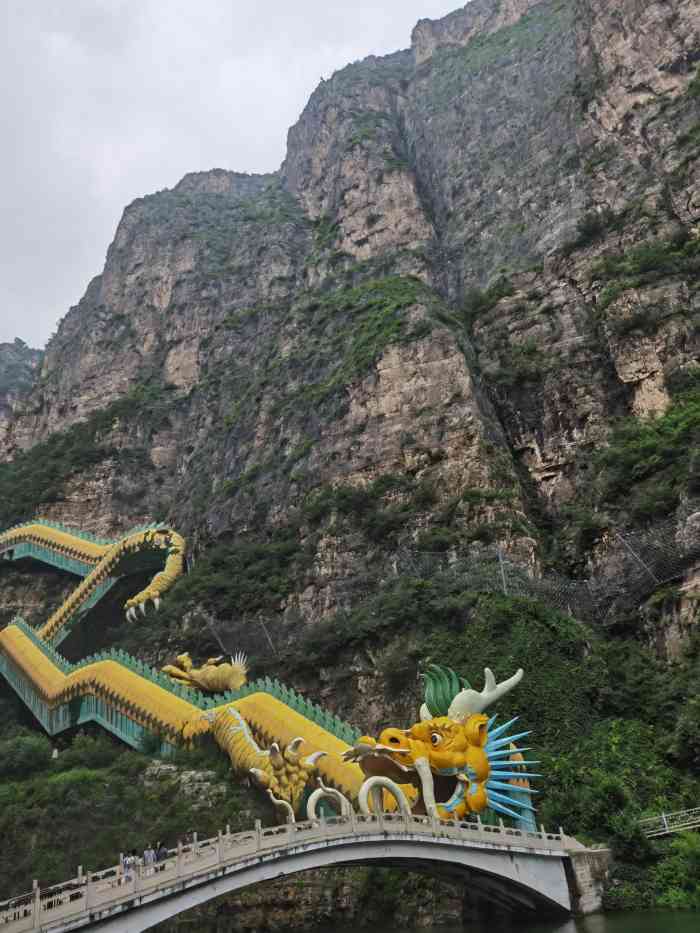 龙庆峡风景区