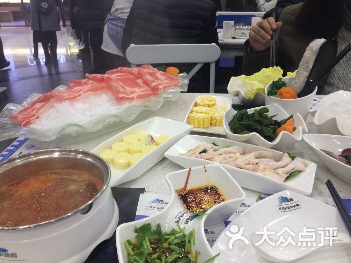 魔法帽牛肉和酱料火锅(大润发店)图片 - 第57张