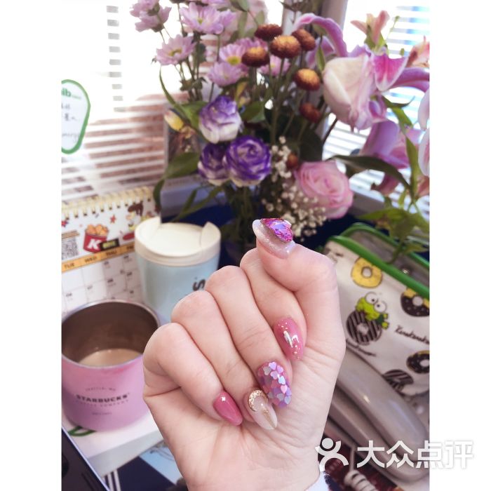 甲天下轻奢美甲沙龙(滨湖万达店)图片 - 第1张