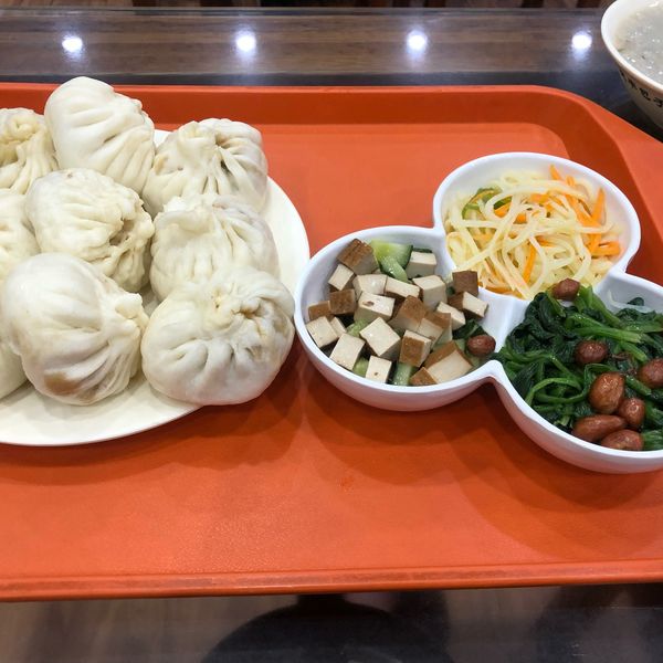 素三鲜包