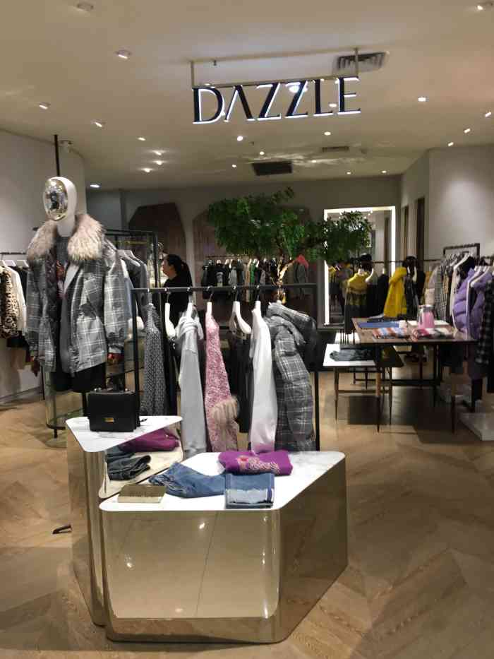 dazzle(重庆世纪新都店)-"dazzle店面位于重庆市江北.