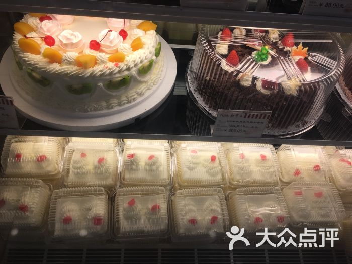 红宝石蛋糕(华山路店)图片 - 第3张