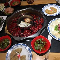 董家湾火锅人均消费_火锅卡通图片(3)