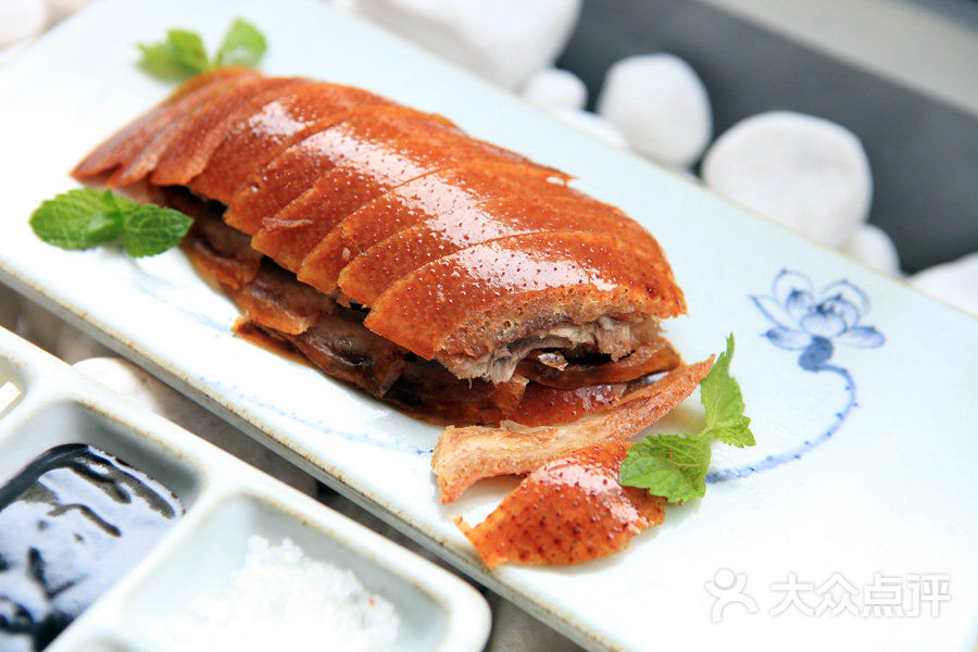 酥不腻烤鸭