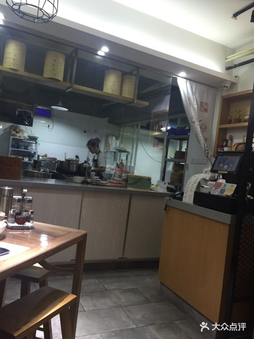 甄笼包子铺(鄞奉路店)厨房图片
