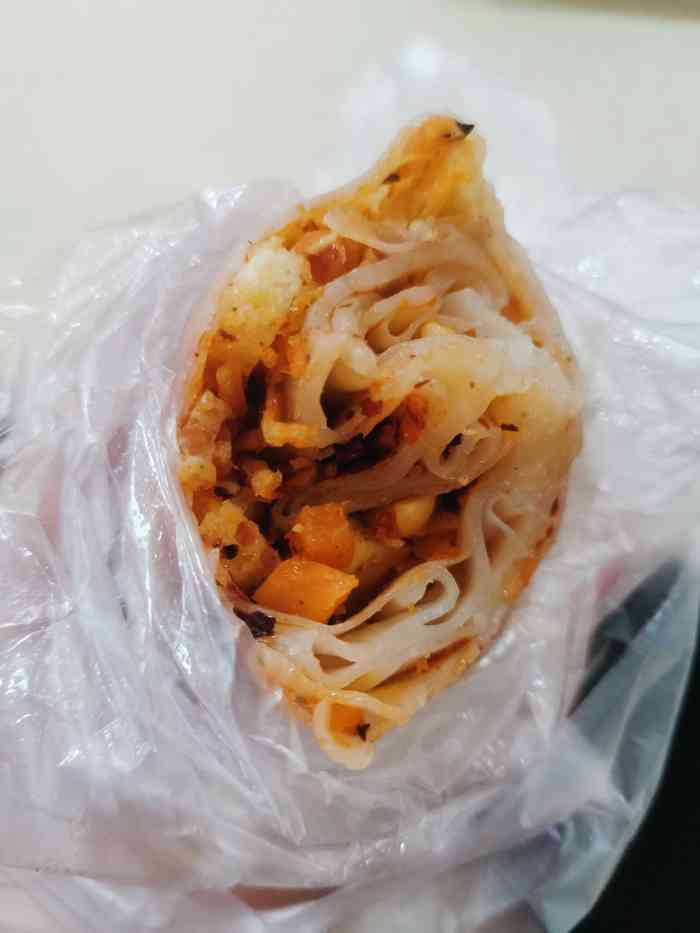圣泉寺面皮-"这是一家在少华街那里的凉皮店,叫做圣泉