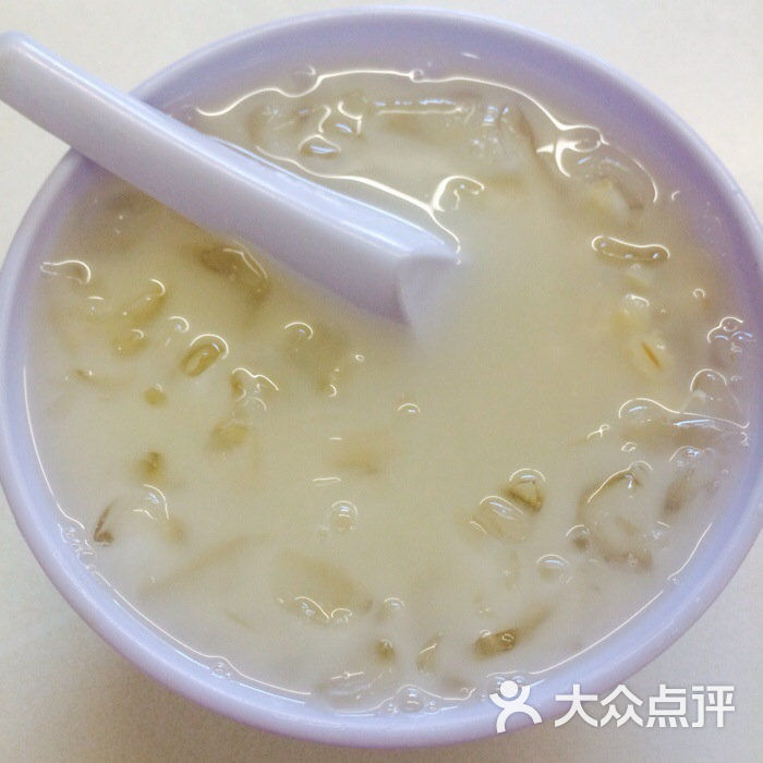 杏仁水