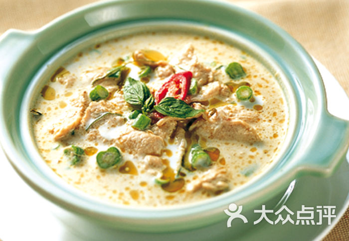 瓦城泰国料理(长宁金虹桥店)绿咖喱椰汁鸡图片 - 第1张